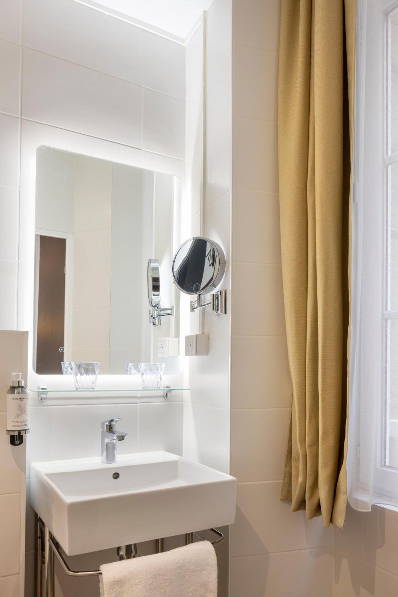 Le Nautilus Hotel 2*